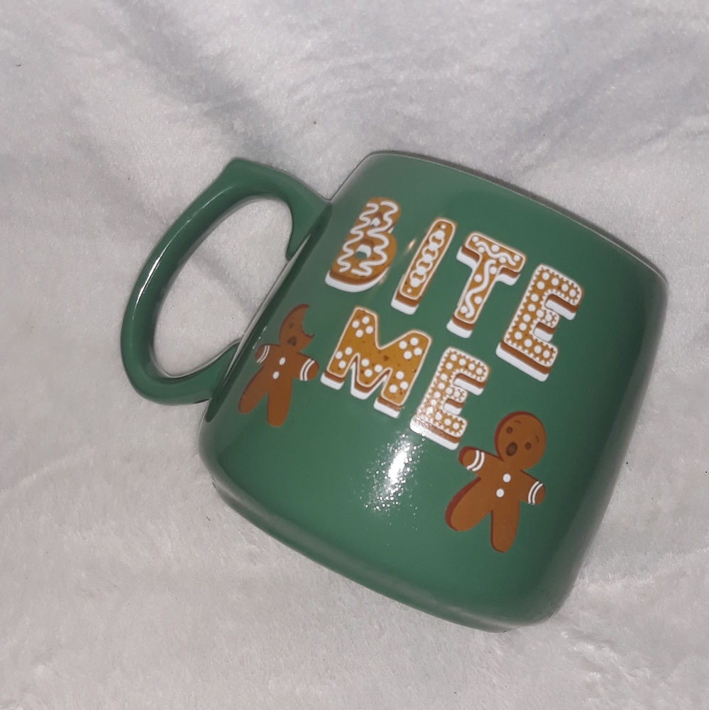 10 Strawberry Street “Bite Me, One Tough Cookie” Mug Holiday Winter Gingerbread